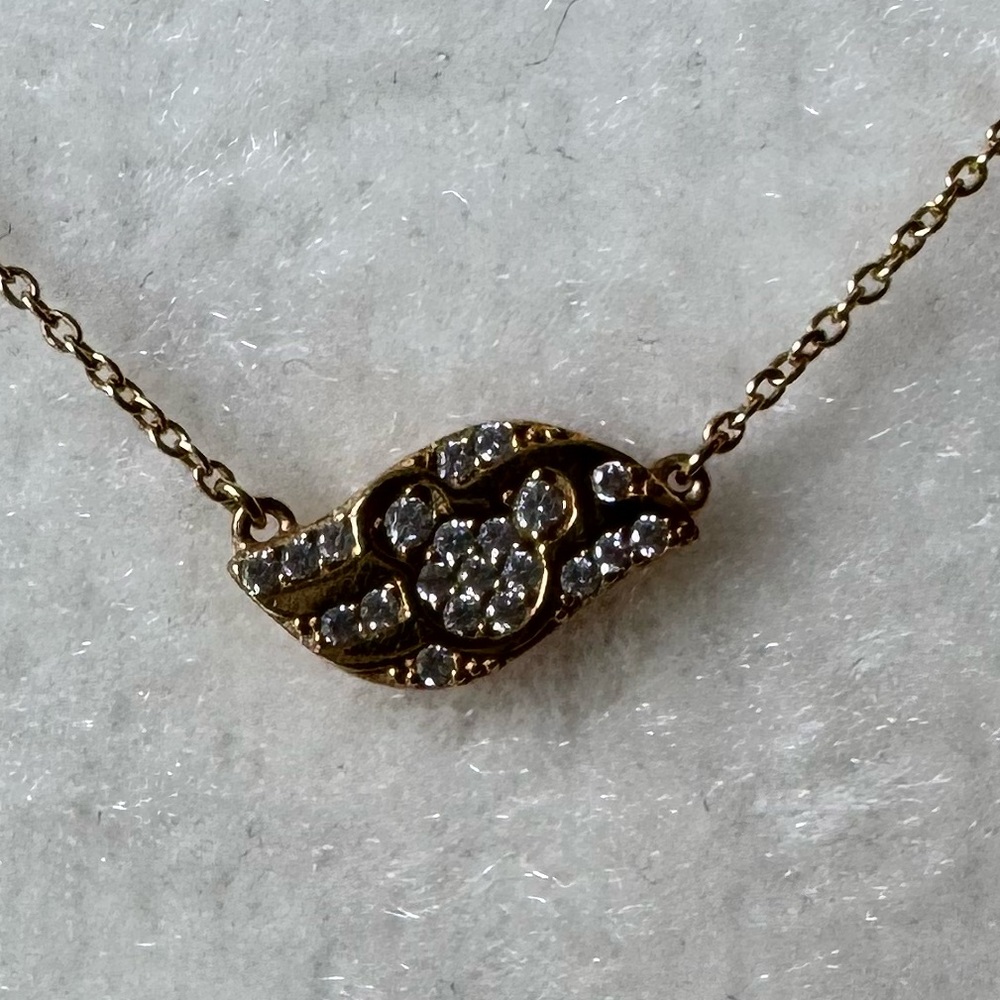 Disney Cruise Elegant Gold Pendant Necklace